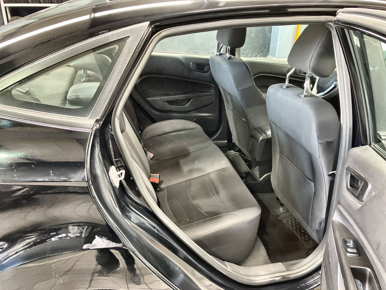 2017 Ford FIESTA SE AT 4 PTAS