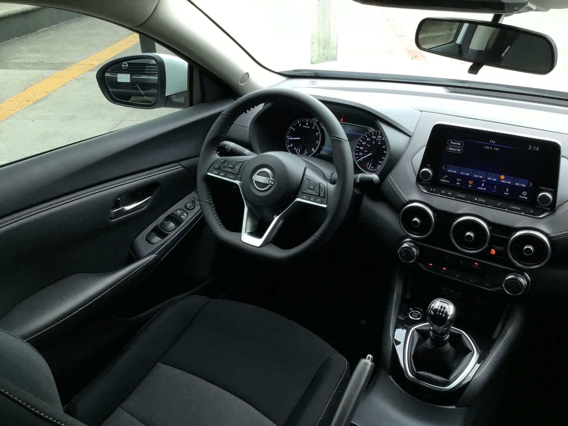 2025 Nissan SENTRA SENTRA ADVANCE T/M