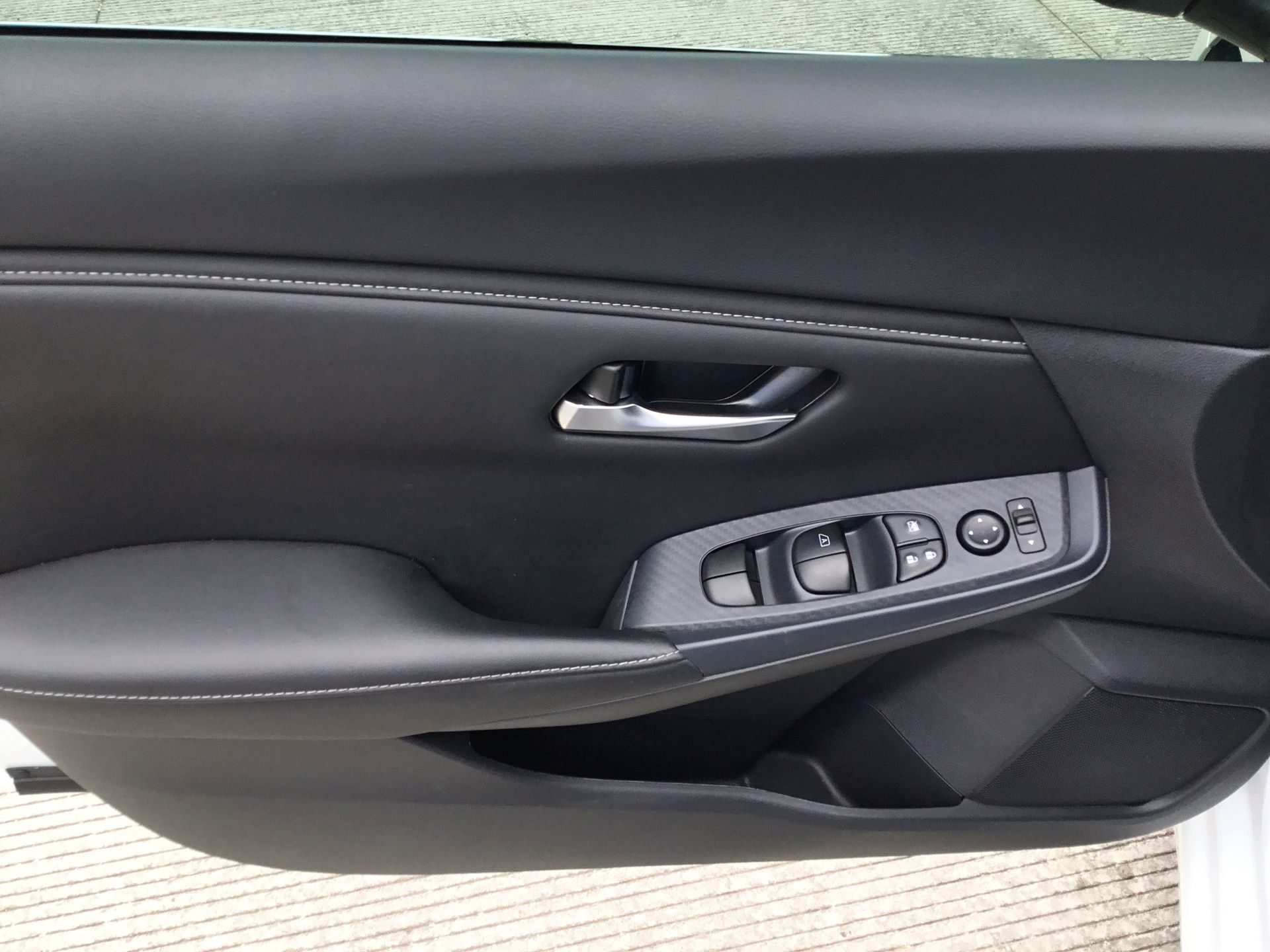 2025 Nissan SENTRA SENTRA ADVANCE T/M