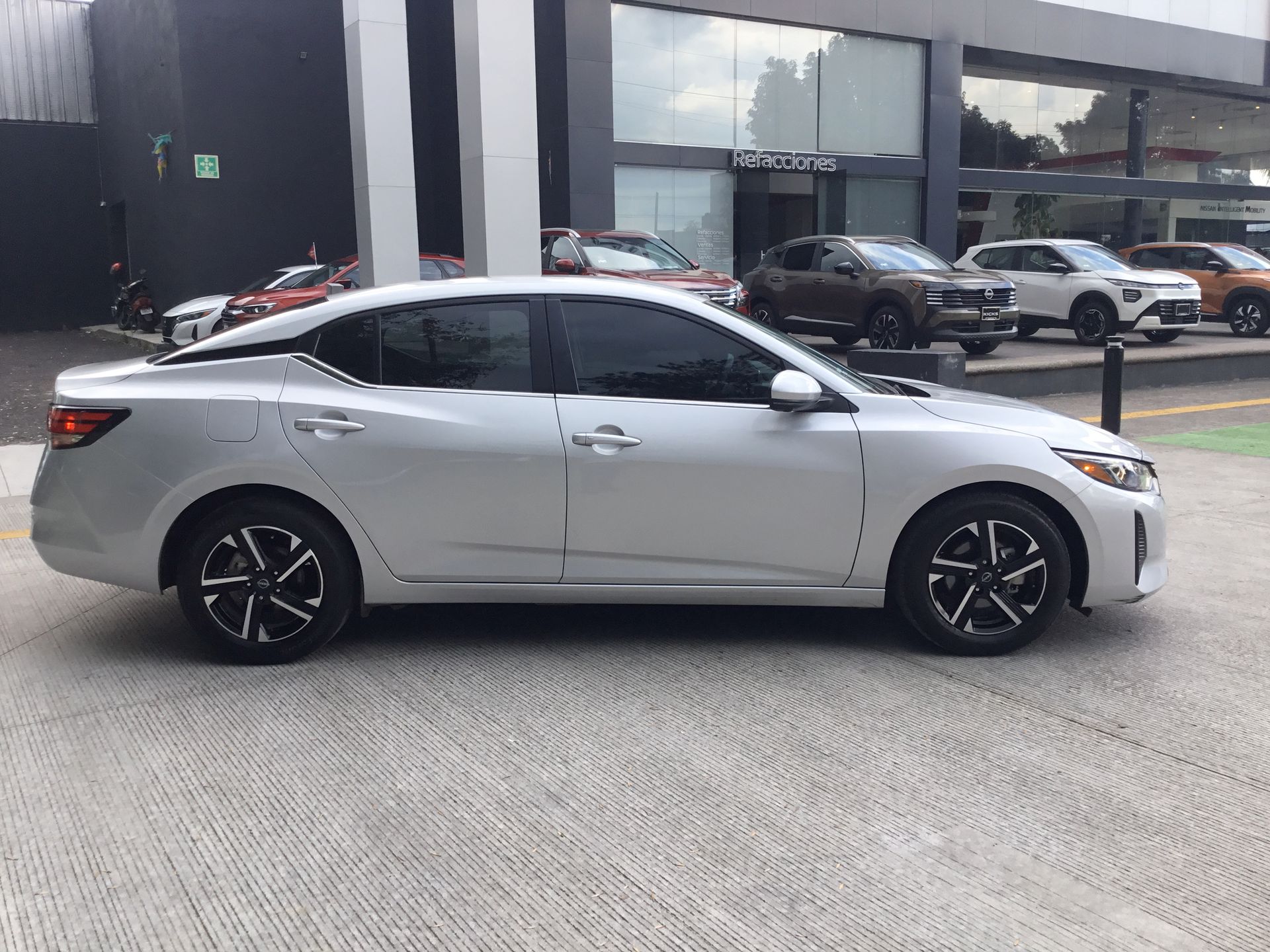 2024 Nissan SENTRA ADVANCE TM 24
