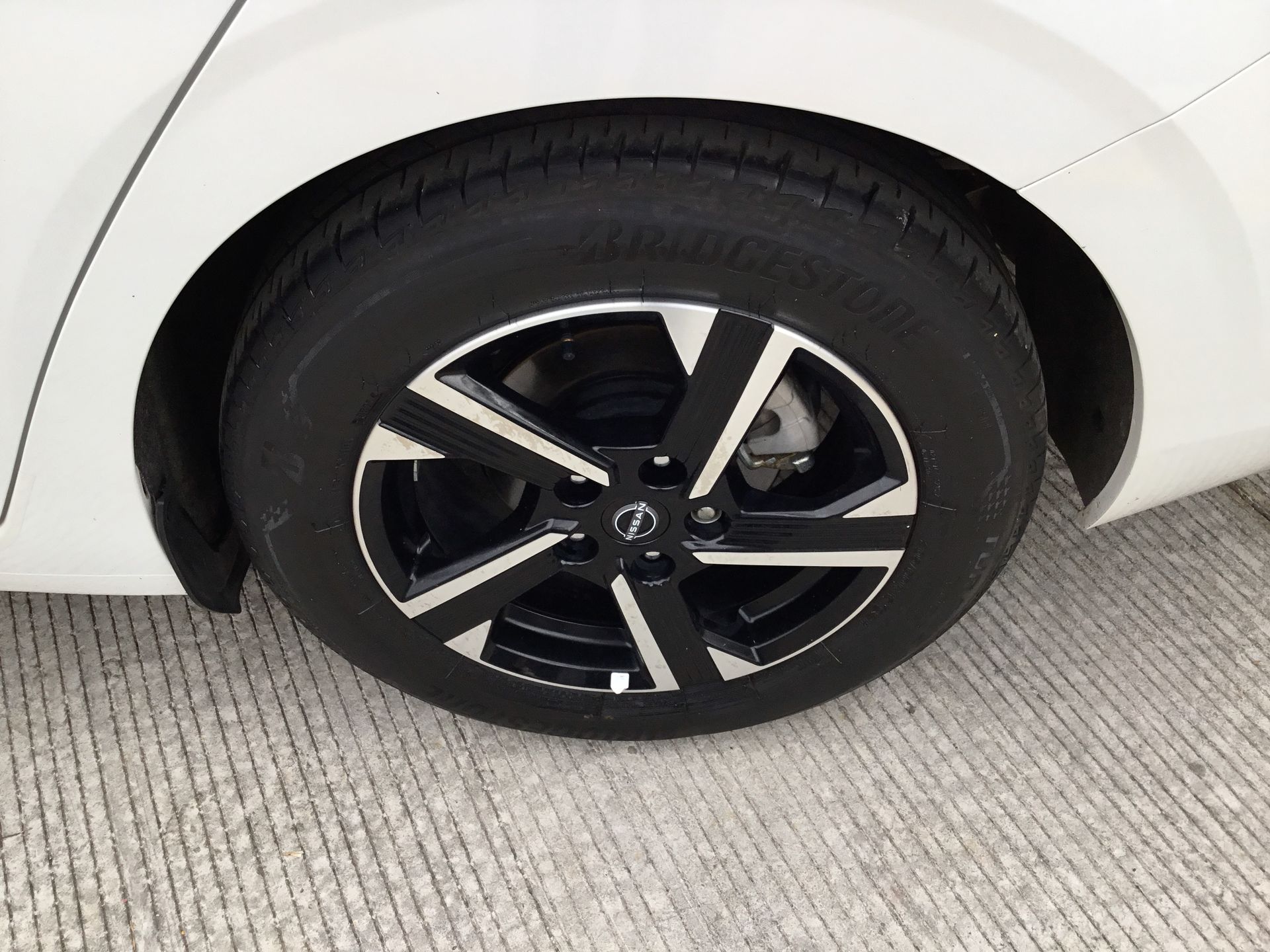 2025 Nissan SENTRA SENTRA ADVANCE CVT