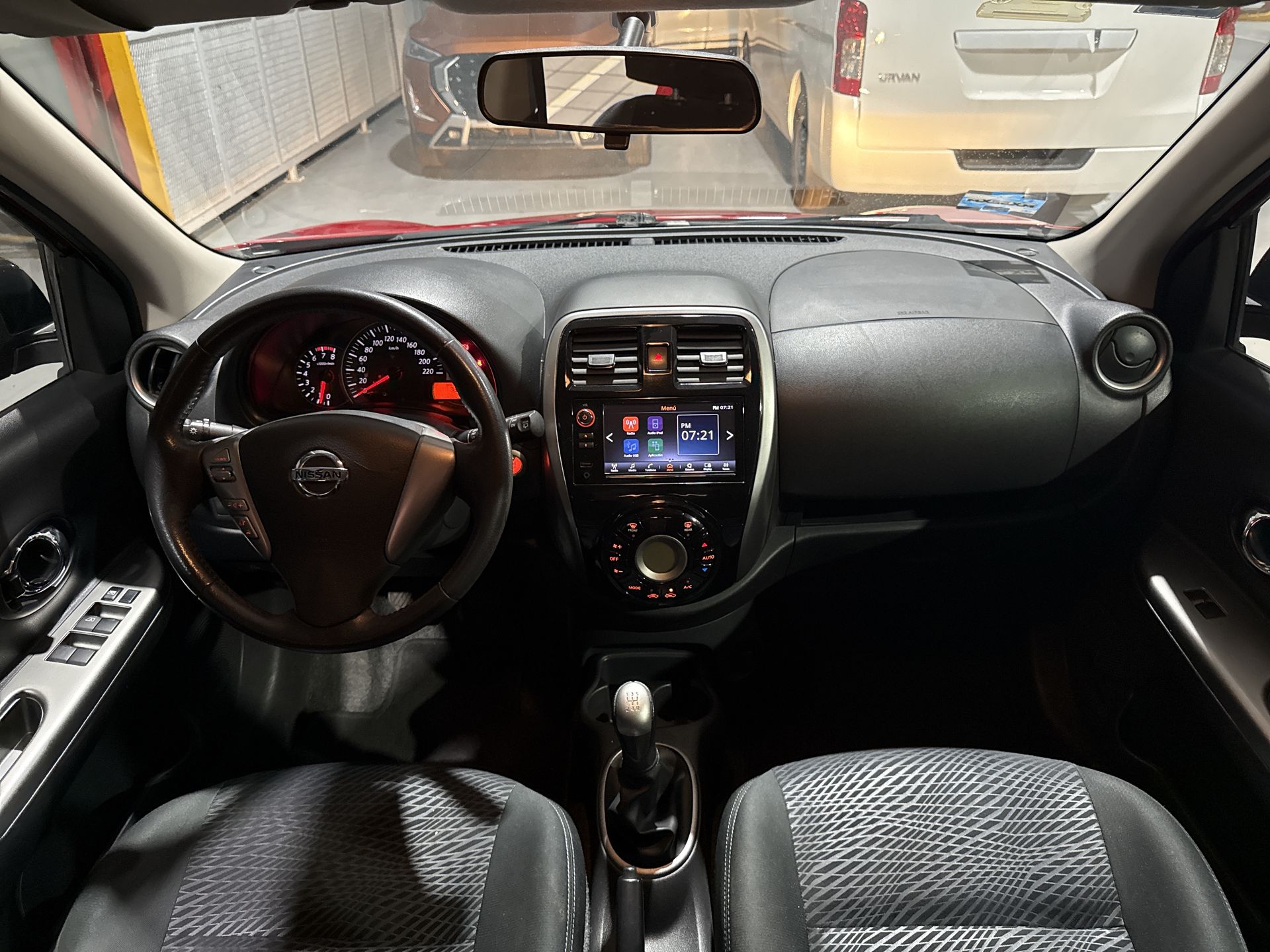 2019 Nissan MARCH SR NAVI TM