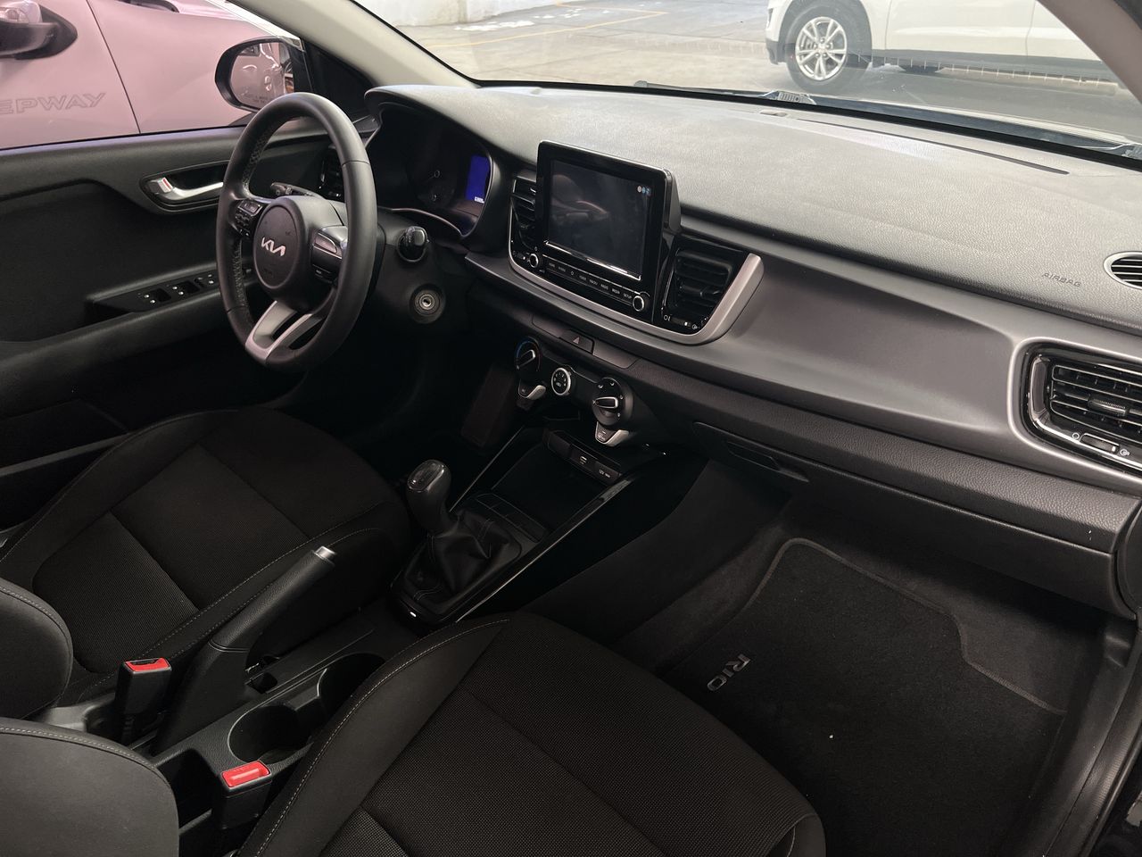 2022 Kia RIO LX TM
