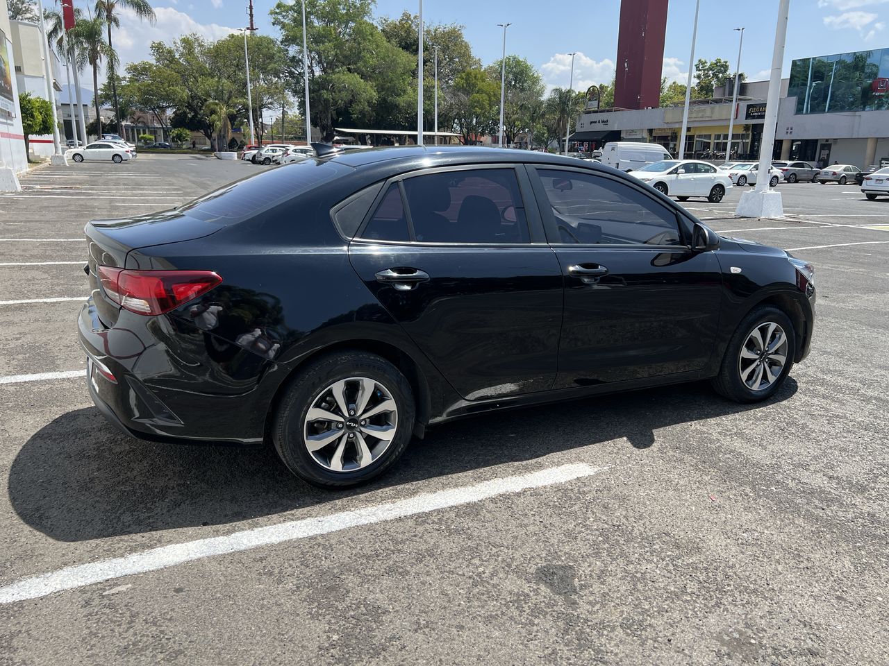 2022 Kia RIO LX TM