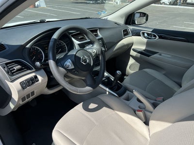 2017 Nissan SENTRA ADVANCE MT