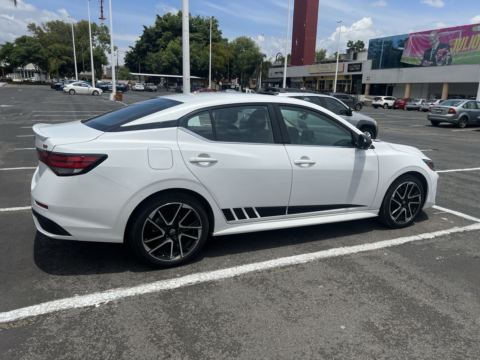 2024 Nissan SENTRA SENTRA SR PLATINUM CVT