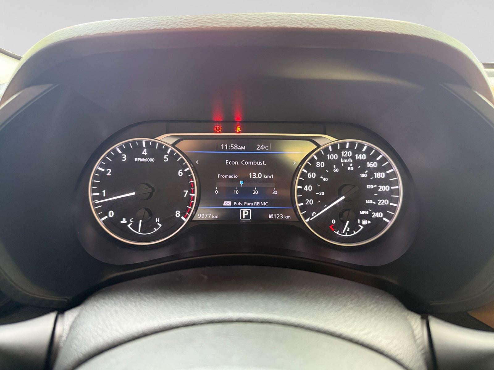 2025 Nissan SENTRA SENTRA SR PLATINUM BITONO CVT PIEL GENUINA