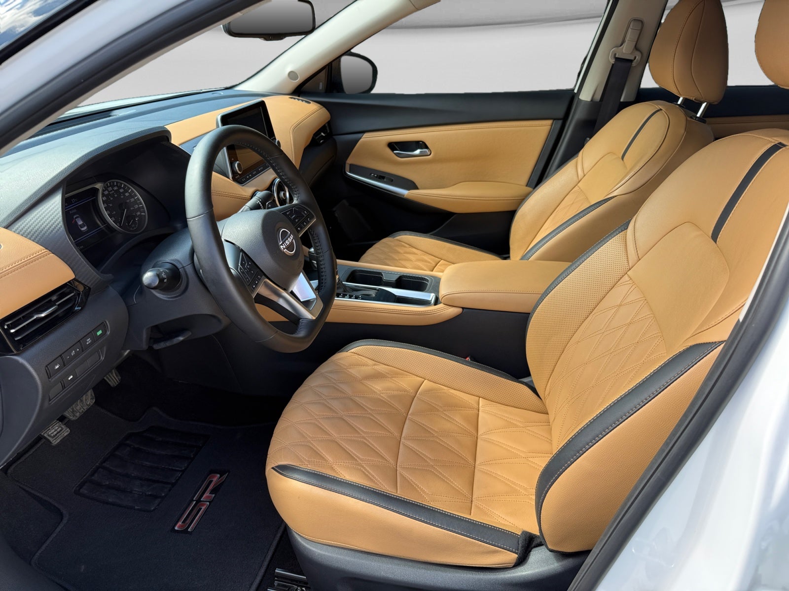2025 Nissan SENTRA SR PLATINUM BITONO CVT 25