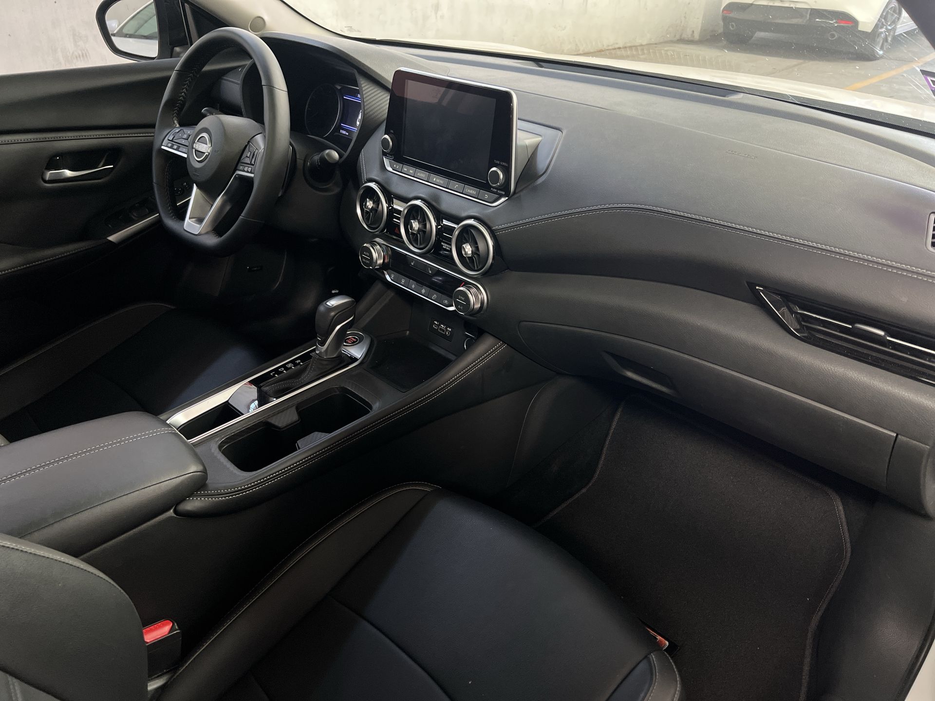 2025 Nissan SENTRA SR PLATINUM BITONO CVT 25
