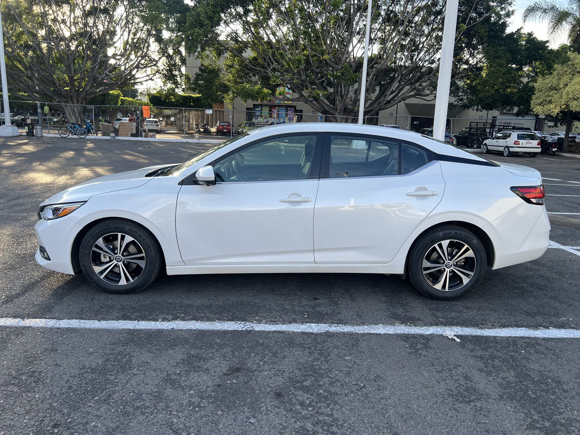 2023 Nissan SENTRA ADVANCE CVT 22