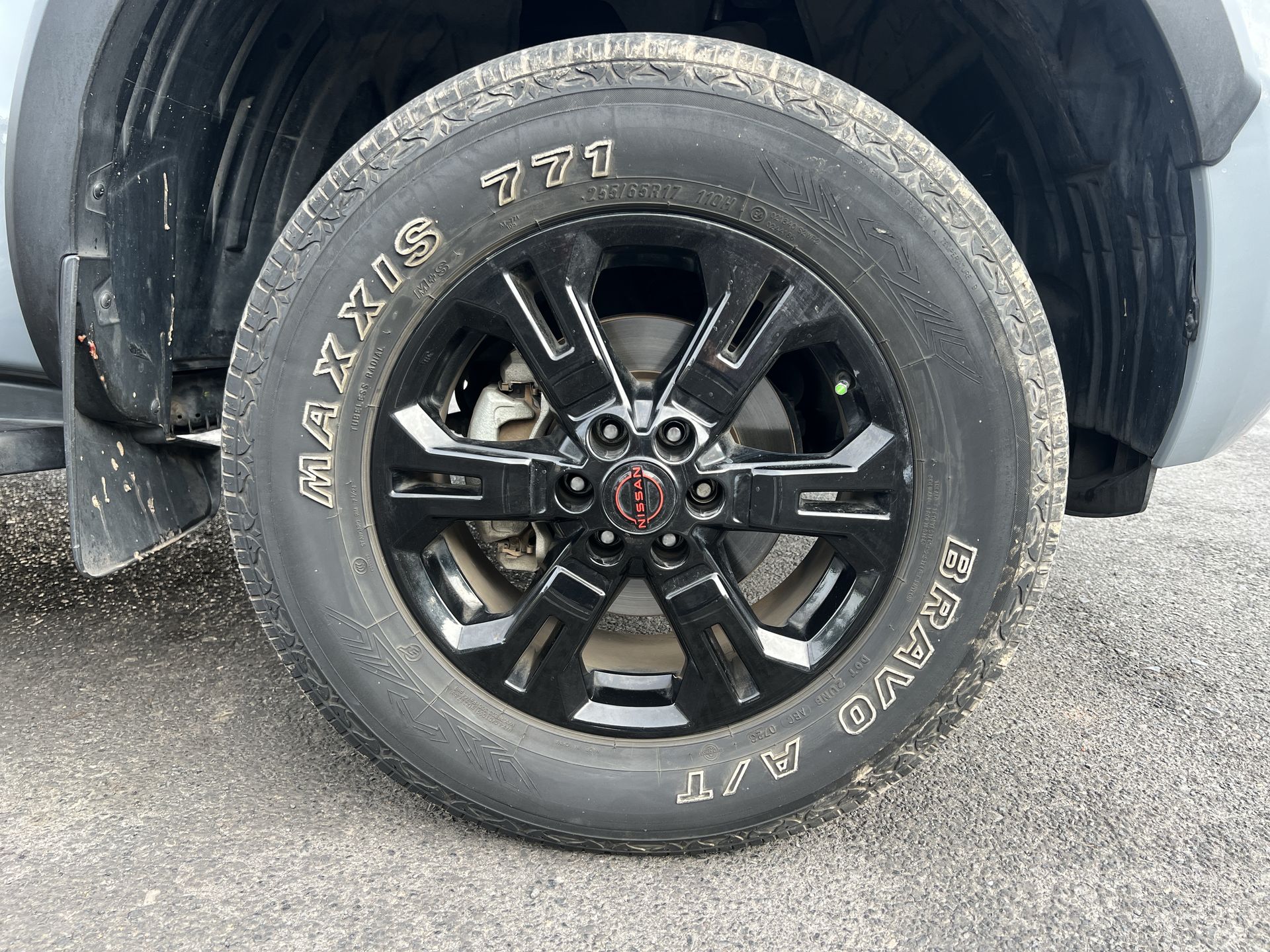 2023 Nissan FRONTIER PRO-4X 4X4 TA 23