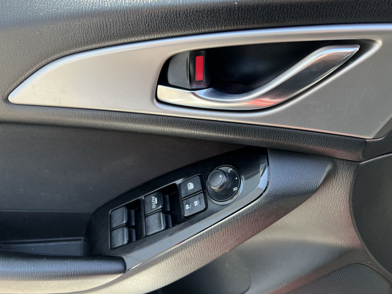 2018 Mazda MAZDA3 I TOURING 4 PUERTAS TA