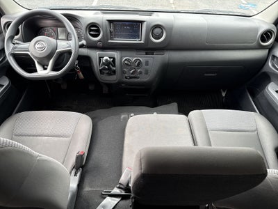 2023 Nissan NV350 URVAN PANEL AMPLIA AA 23