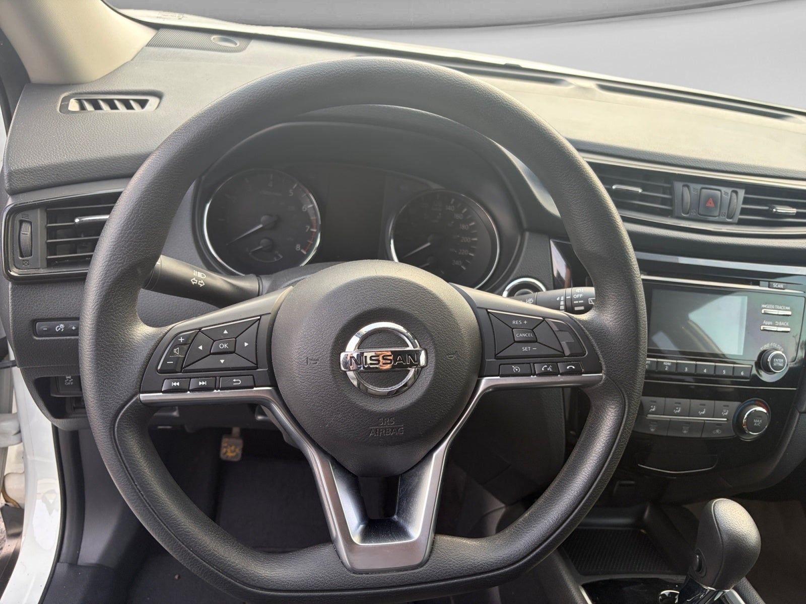 2019 Nissan X-TRAIL X-TRAIL 5 PUERTAS SENSE 2 ROW