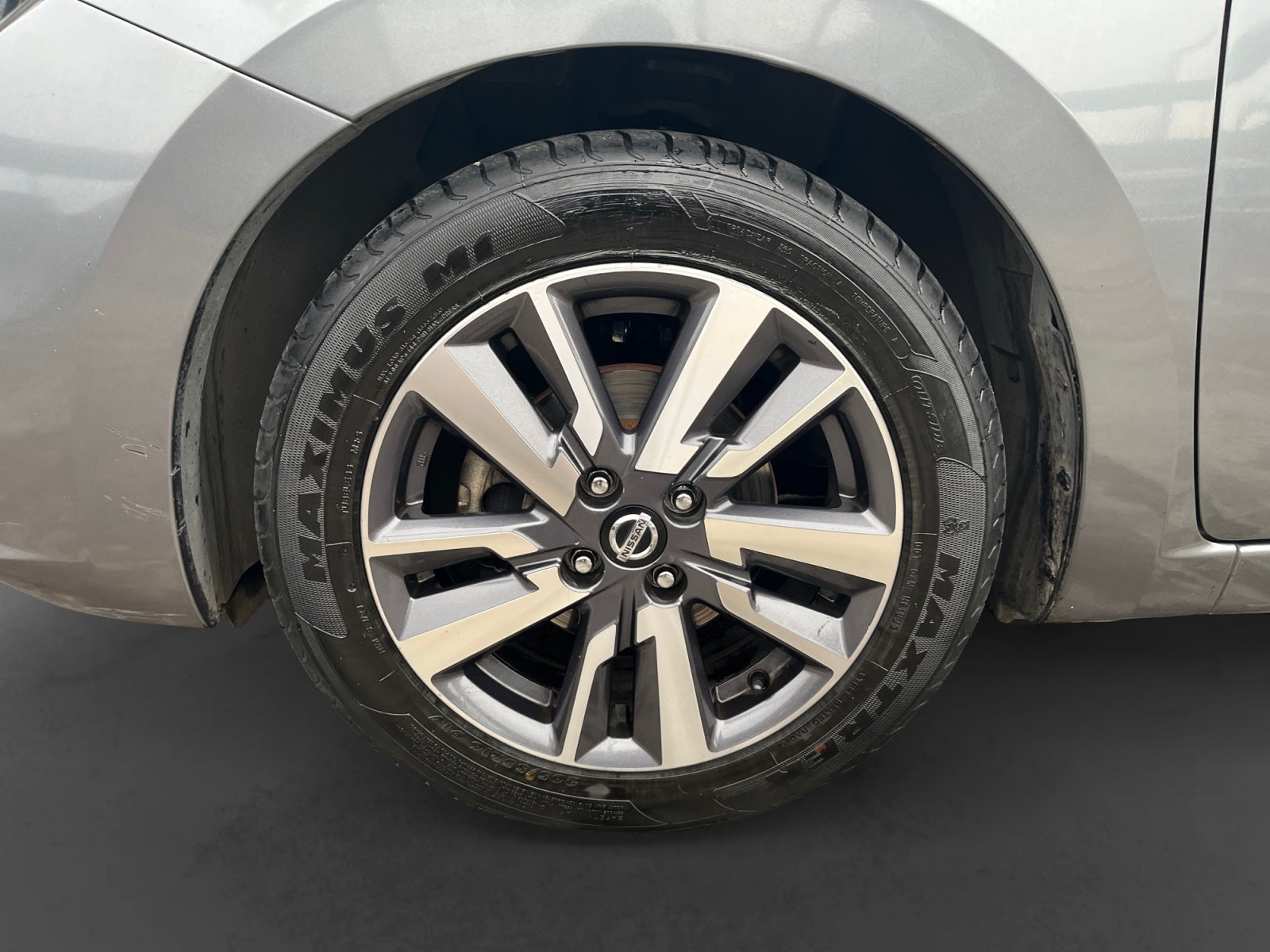 2020 Nissan VERSA ADVANCE CVT