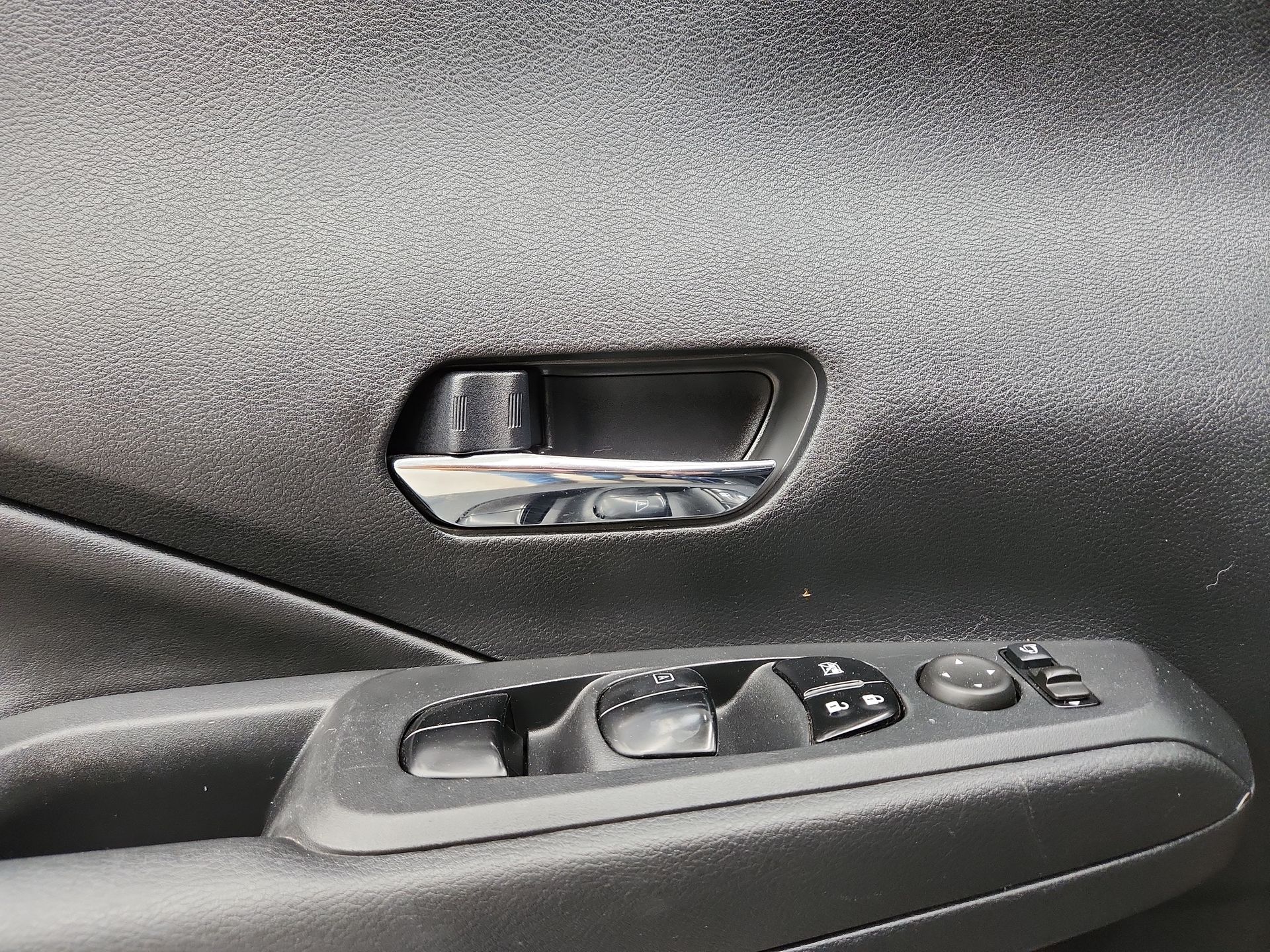 2023 Nissan KICKS E-POWER PLATINUM E-POWER 23