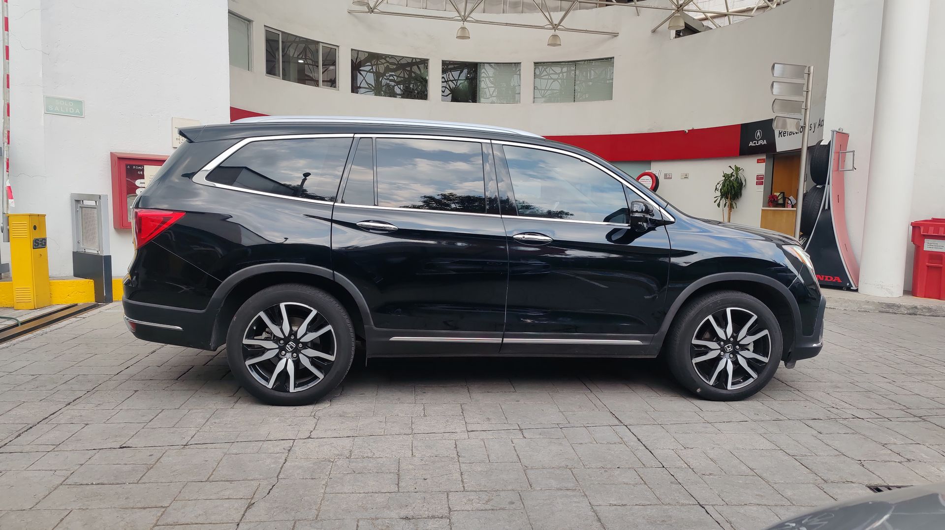 2019 Honda PILOT TOURING
