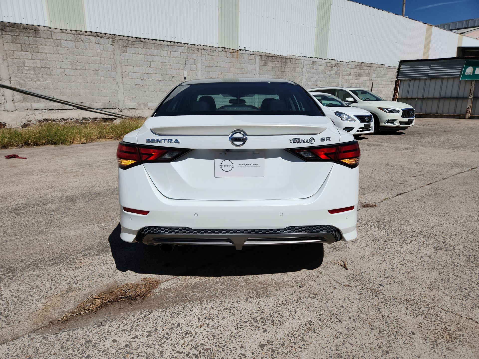 2022 Nissan SENTRA SR CVT