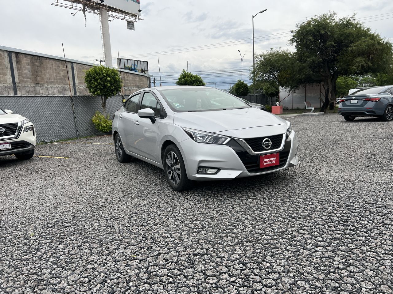 2022 Nissan VERSA ADVANCE MT 22