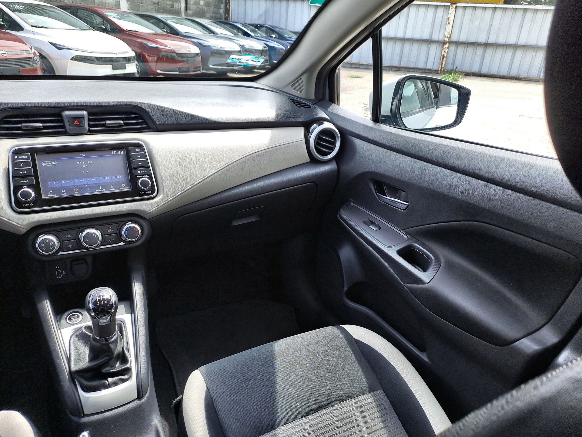 2022 Nissan VERSA ADVANCE MT 22