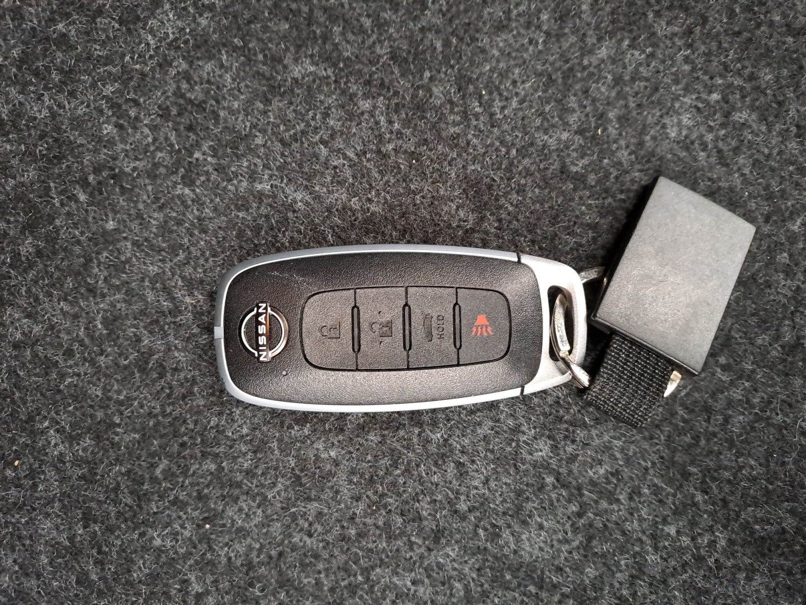 2024 Nissan VERSA ADVANCE MT 24