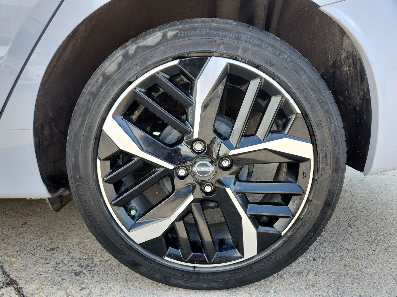 2023 Nissan VERSA EXCLUSIVE CVT 23