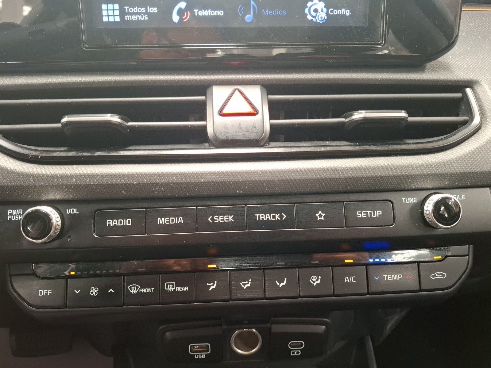 2024 Kia K3 LX AT