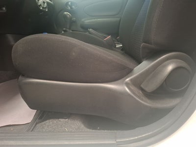 2018 Nissan VERSA DRIVE MT AC