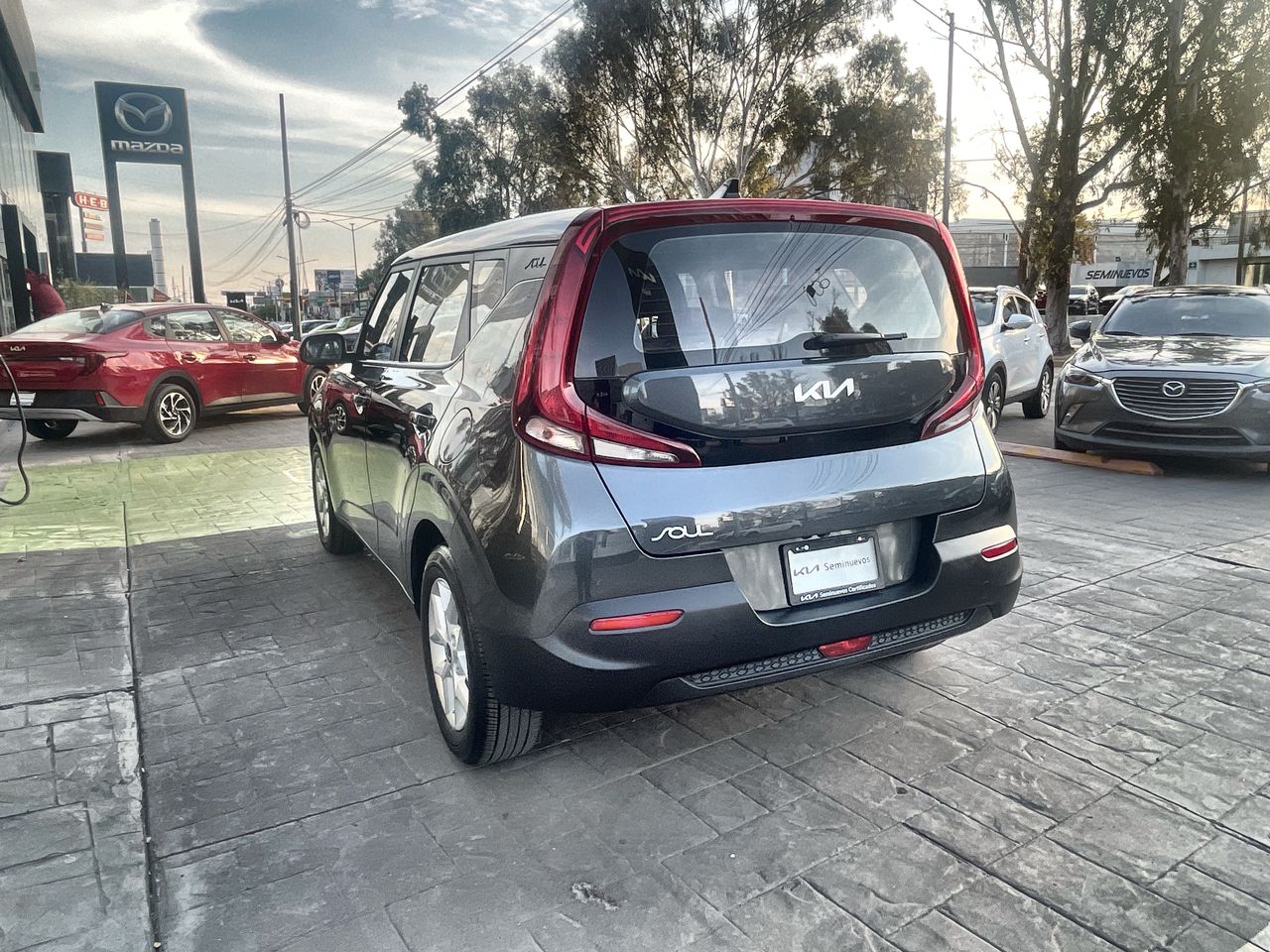 2022 Kia SOUL LX TA