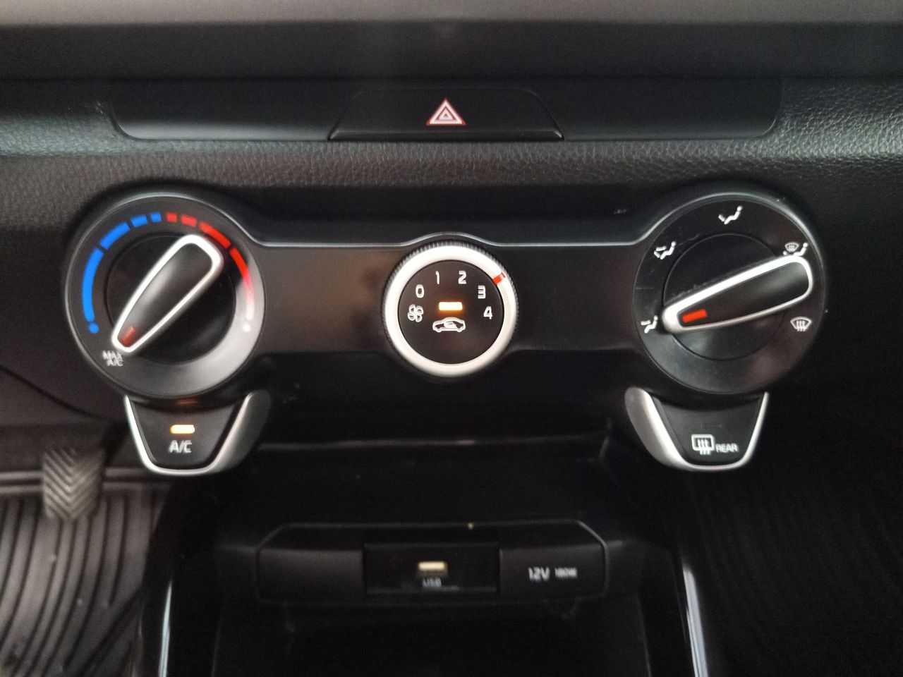 2022 Kia RIO EX TM