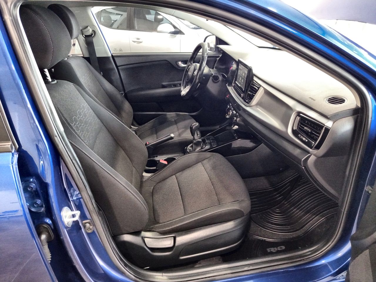 2022 Kia RIO EX TM