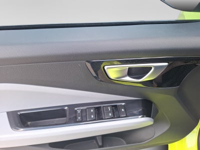 2025 Chevrolet AVEO LT BLACK EDITION G