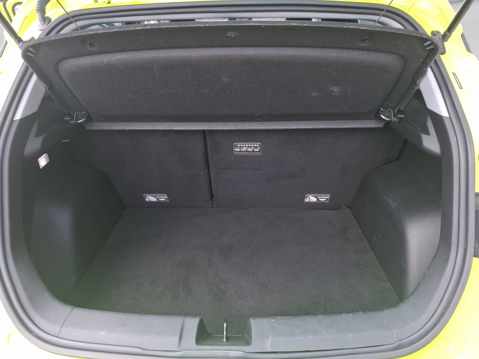 2025 Chevrolet AVEO LT BLACK EDITION G